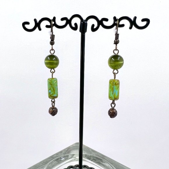 New / Hand Crafted - Green Cats Eye Glass Beaded Brass Tone Drop Earrings - Picture 2 of 6